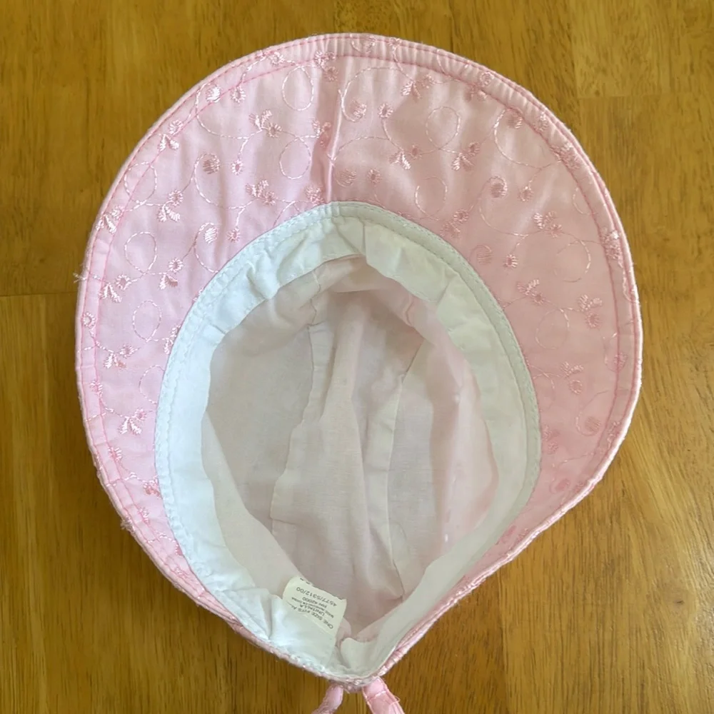 Vintage Pink Eyelet Kids Sun Hat Multiple Size Toddler Adjusts with Ribbon